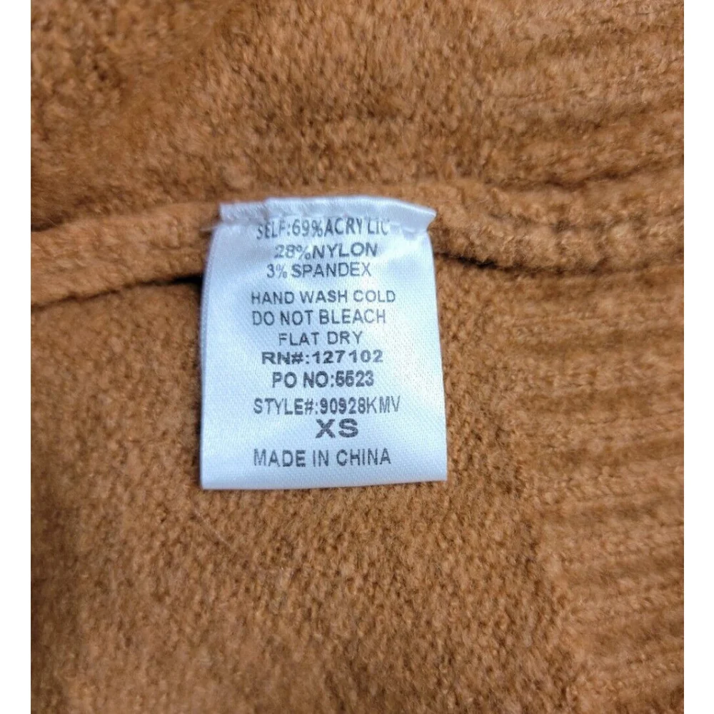 NWT Skylar Rose Oversized V Neck Brown And Pink‎ Sweater Size XS
